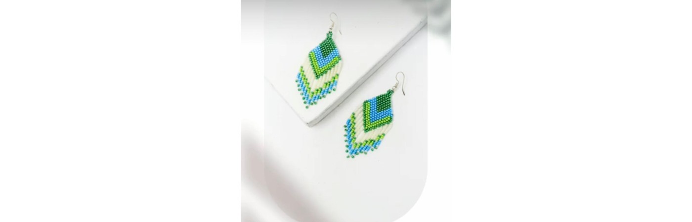 Handmade melted seed beads dangle ear ring Handmade melted seed beads dangle ear ring